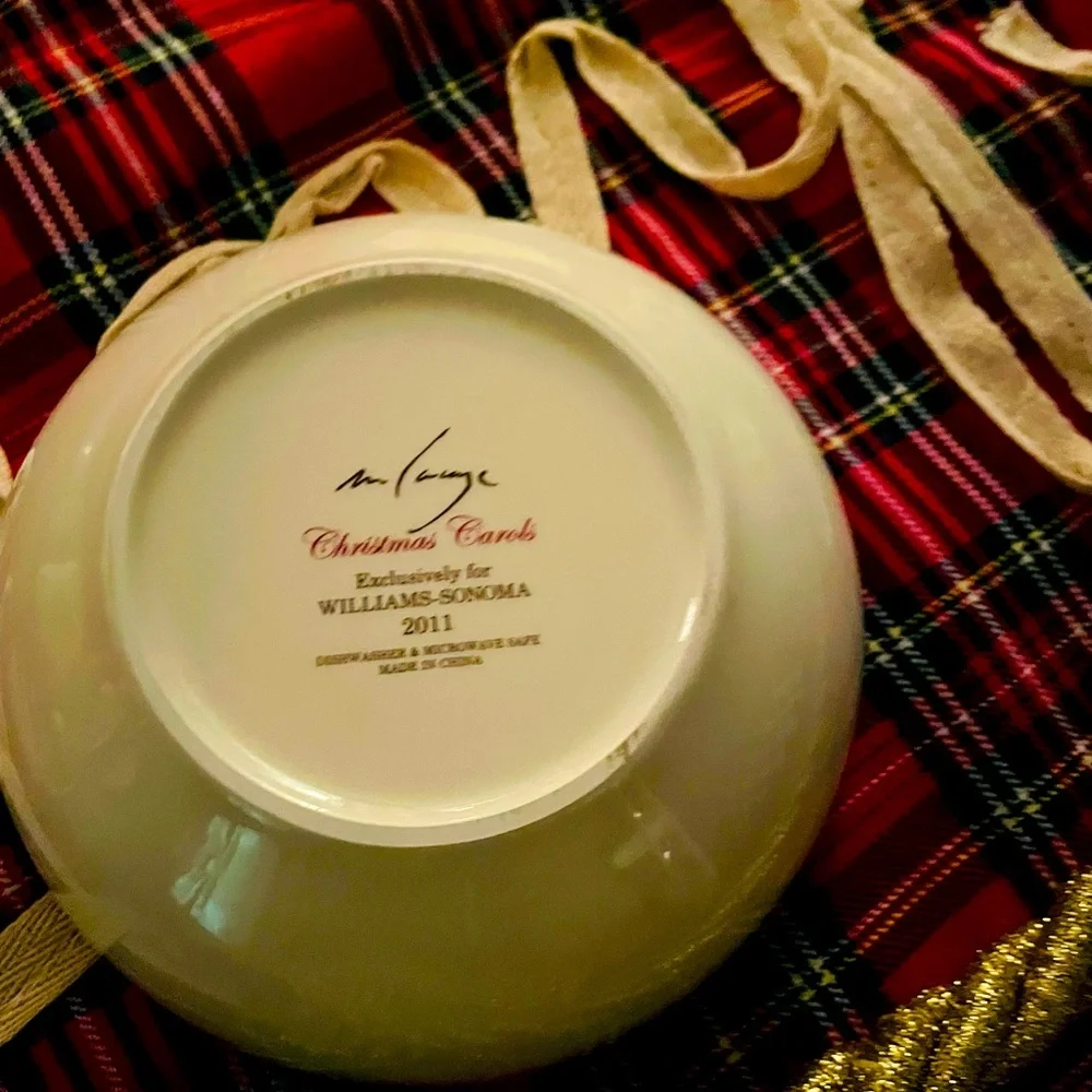 Williams Sonoma 6 NWT vintage soup bowls